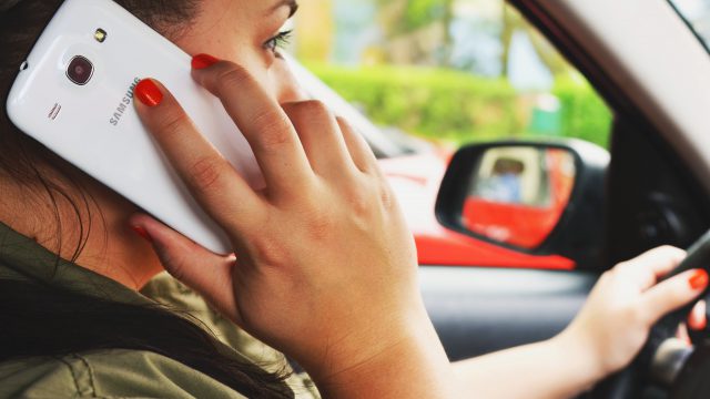 how to fight Traffic Tickets for talking on a cell phone while driving